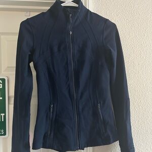 Lululemon true navy define jacket- size 4